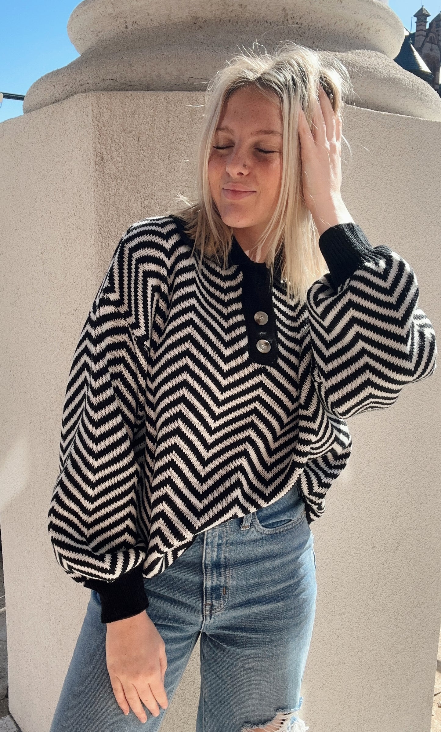 Zigzag Cropped Sweater