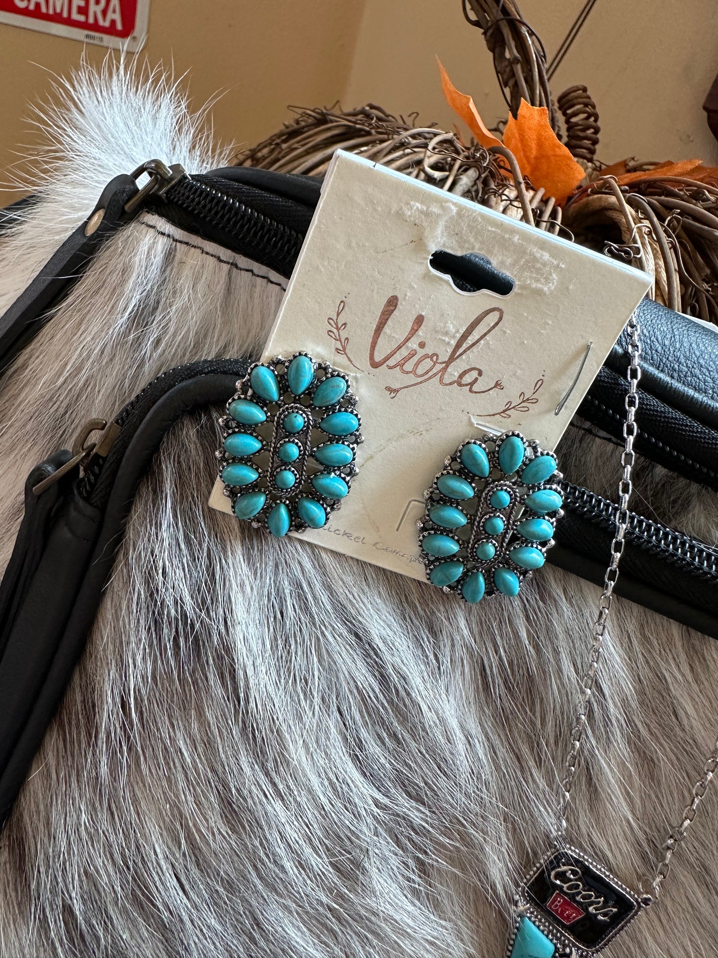 Turquoise flower 